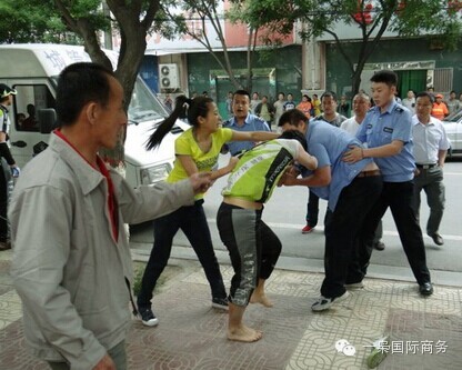 请取消城管吧!让他们全部去守钓鱼岛吧!这