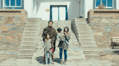 美国女孩带领藏民把围巾卖给爱马仕，她怎么做到的？