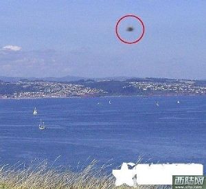 美国人竟然被外星人警告:月球表面惊人一幕曝