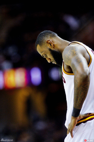 16-17赛季骑士VS鹈鹕：詹姆斯末节接管逆转浓眉