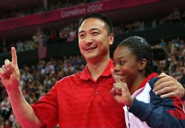 中国教练带美国体操走向巅峰，美街道用他名字命名