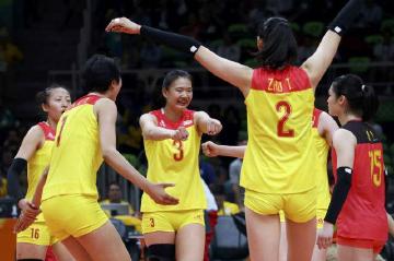 塞尔维亚女排主教练：幸福与难过交织 中国女排冠军当之无愧