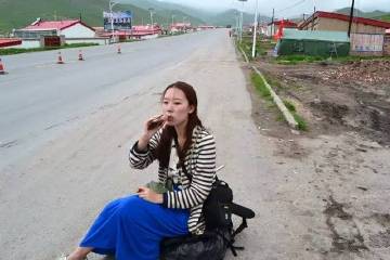 路虎车主谈：有些女生为何常年穷游在西藏的路上？
