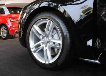 仪表盘上的速度是车子的真实速度吗？