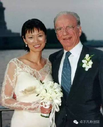 48岁邓文迪与女儿近照曝光，略显苍老，大37岁前夫今年新娶嫩模！