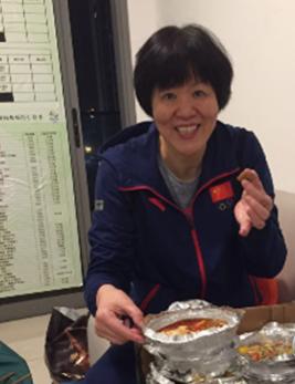 中国奥运代表团的伙食：碗面、煮面、麦当劳