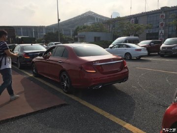 2016广州车展探馆：国产E级标准轴距版