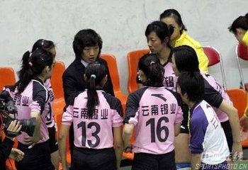 当女排教练真难，历届国家队员只有这七人曾从教