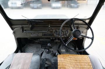 宋楠:日本陆军三菱73式轻卡车(旧款)