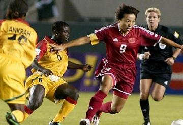 如果时空超越 96年中国女足可以砍杀德国女足吗？