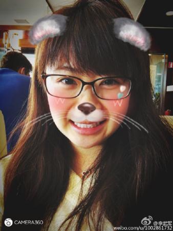 wuli爱酱真是从小萌到大呢!