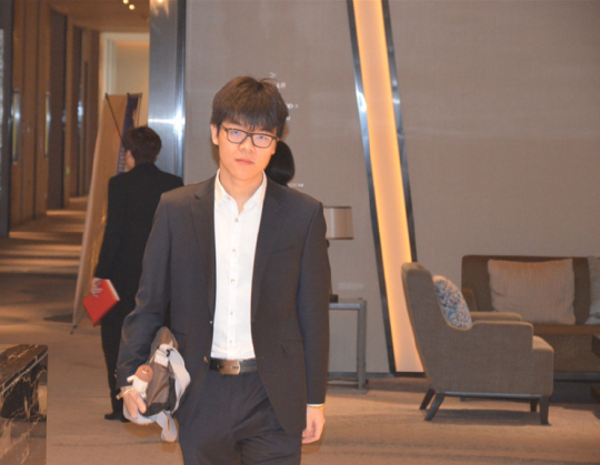 放倒第一人　陈耀烨生日再登基！　中国围棋又一位双冠王诞生