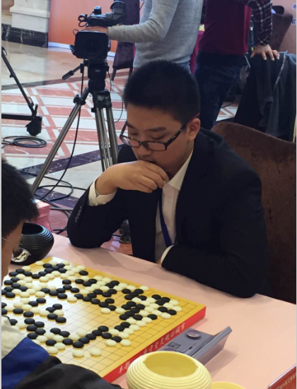 13岁小将完美围甲首秀 屠晓宇展现中国围棋新希望