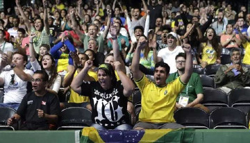 巴西观众盯着中国运动员喝倒彩？其实真不是针对咱……