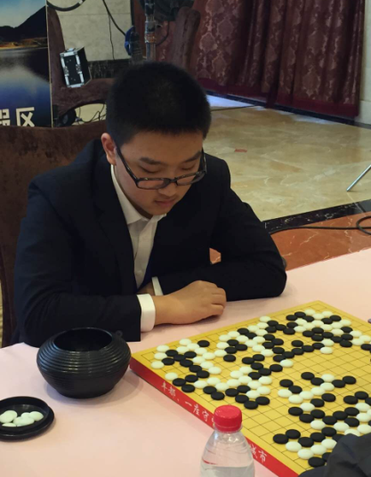 13岁小将完美围甲首秀 屠晓宇展现中国围棋新希望