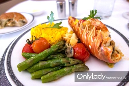 贵圈|陈奕迅太原机场发飙大怒!全因航空公司没