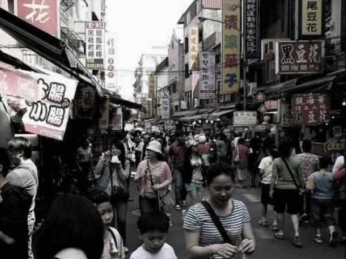 香港明星收入榜_香港挂牌_香港台湾人均收入(2)