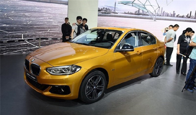 宝马第一款前驱三厢轿车，到底行不行？