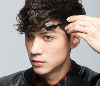 男女修眉全攻略!别以为男生就不用化妆不用整理自己的妆容了~