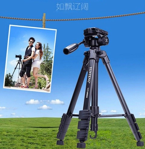 如何拍汽车尾灯拉丝