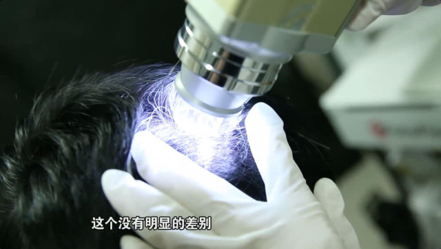 【真相台】 <em>白头发</em>越拔越多?真相让人心塞._新