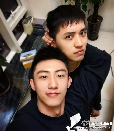 当红网剧小鲜肉黄景瑜男友疑似曝光