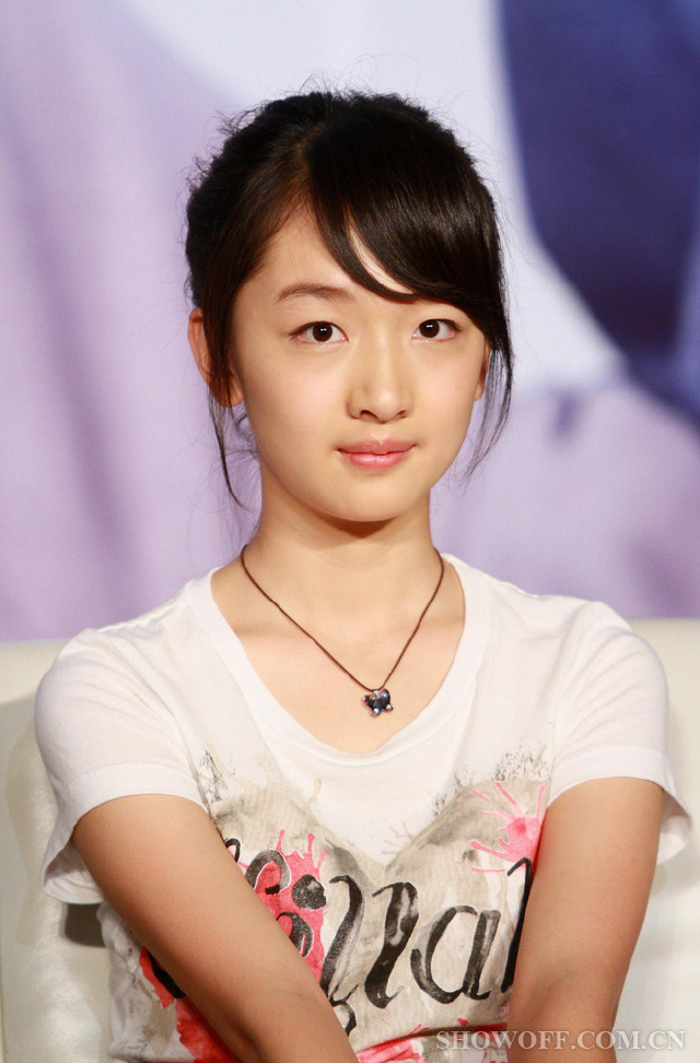  周冬雨 恋情曝光  微博 上大方承认并戏称以后会