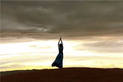 仓央嘉措:如果拥抱只有一次-爱情地铁