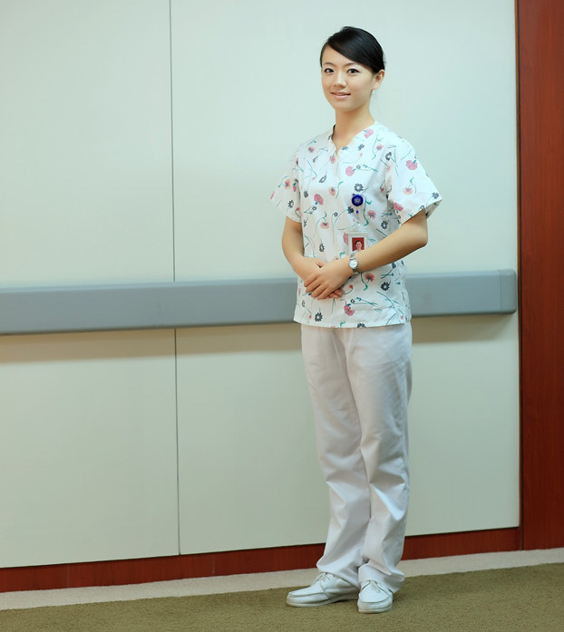 获得国家专利的护士服,长什么样儿?