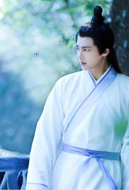 青云志李易峰饰演 2ecf52f8b734fdb45a0d3392a67372df_439_646.jpg