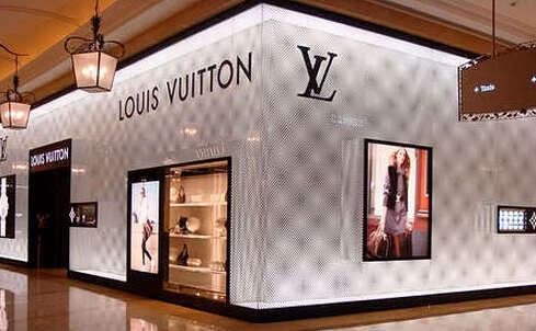 广州首家LV店关门 奢侈品牌受 反腐气息 将掀起