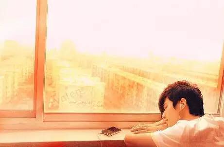 不般配的爱情,往往有旁人看不懂的情深…_新浪