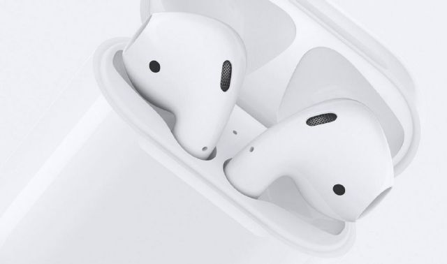 苹果推出目前最革命性的无线耳机 AirPods_手