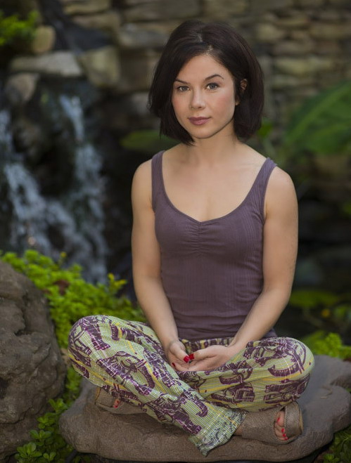 单身狗们的福音,这个漂亮<em>妹子</em>可以<em>陪你睡</em>