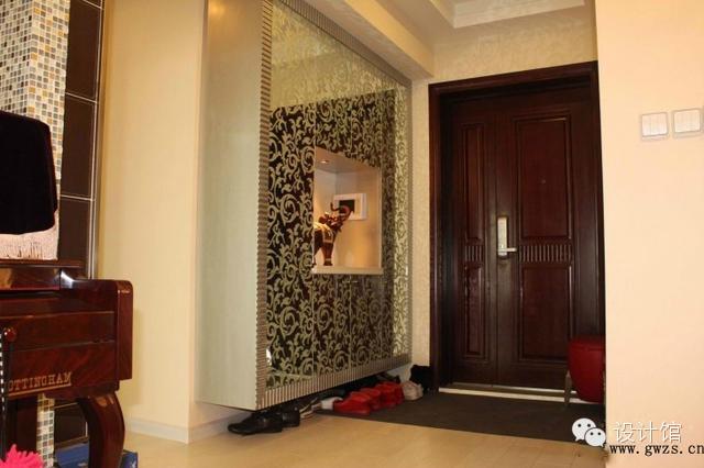 入户玄关设计效果图带鞋柜新中式 468ca4b0b7db049f1d75c9bc0c5e7dfe_640_426.jpg