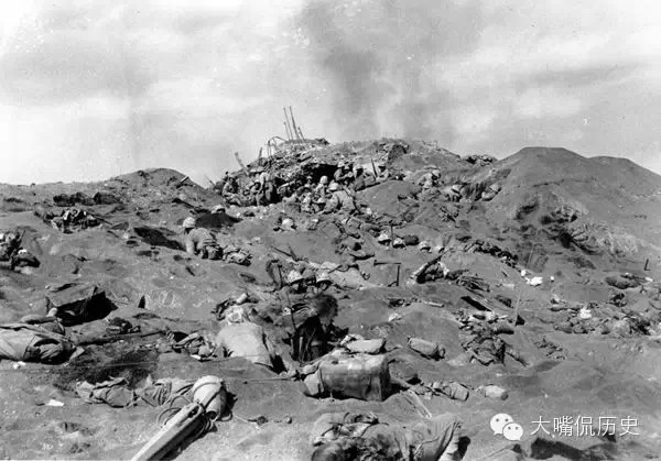 血战硫磺岛 日军血流成河尸骨满山