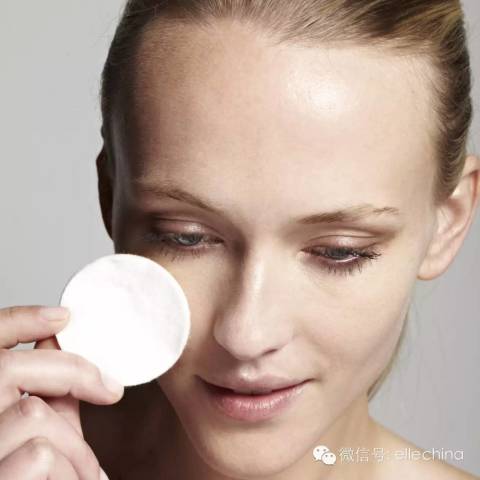 卸妆都没卸干净,你还谈什么保湿美白紧致抗老