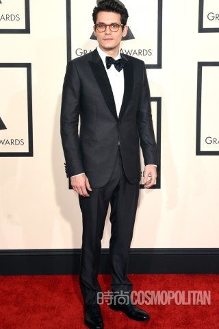 什么叫正装出席 5c0237ca4da2153c907cd1a9540e0270_320_480.jpg