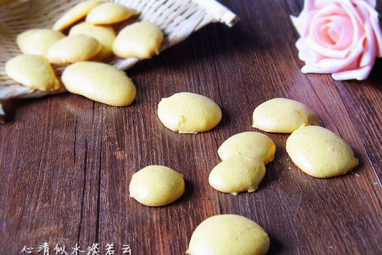 #九阳烘焙剧场#宝宝蛋黄小饼干