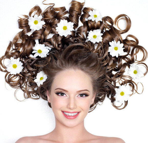 腻加<em>头皮屑</em>? 揭秘三个错误的<em>头发</em>护理