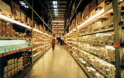 【头条:亚马逊与中国邮政速递物流战略合作;第