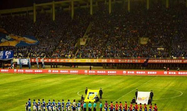 中超前5场上座率超去年 重庆主场创单场最高
