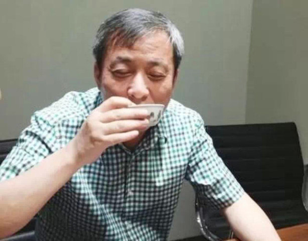 从鸡缸杯到长江证券,刘益谦的100亿从哪里来?