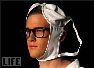 【趣图】<em>姑娘不</em>带罩罩<em>是怎样一种体验</em>_新浪悦