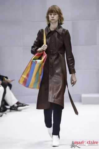 oversize外套大码包包 Balenciaga想用廓形设计