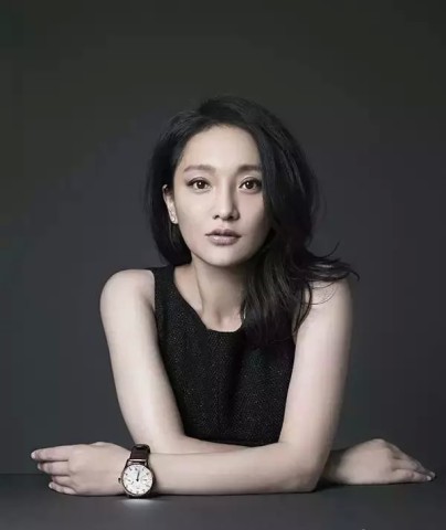 一夜之间,女神们全剪了<em>睡不醒</em>头!