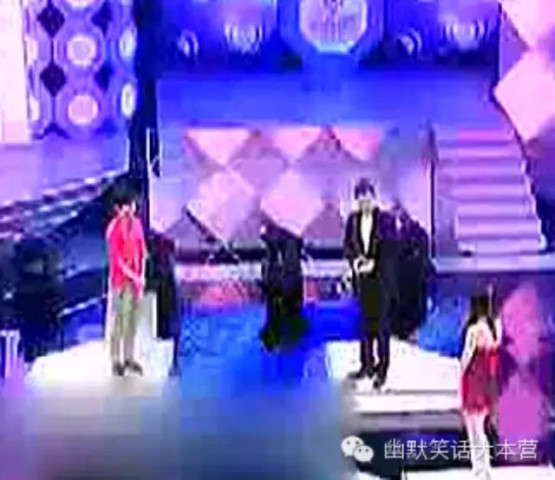 奇葩男友太<em>抠门</em>,<em>女友</em>当场撕逼~