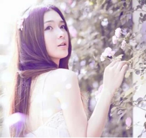 撒娇的女人背后都有一个疼爱她的男人