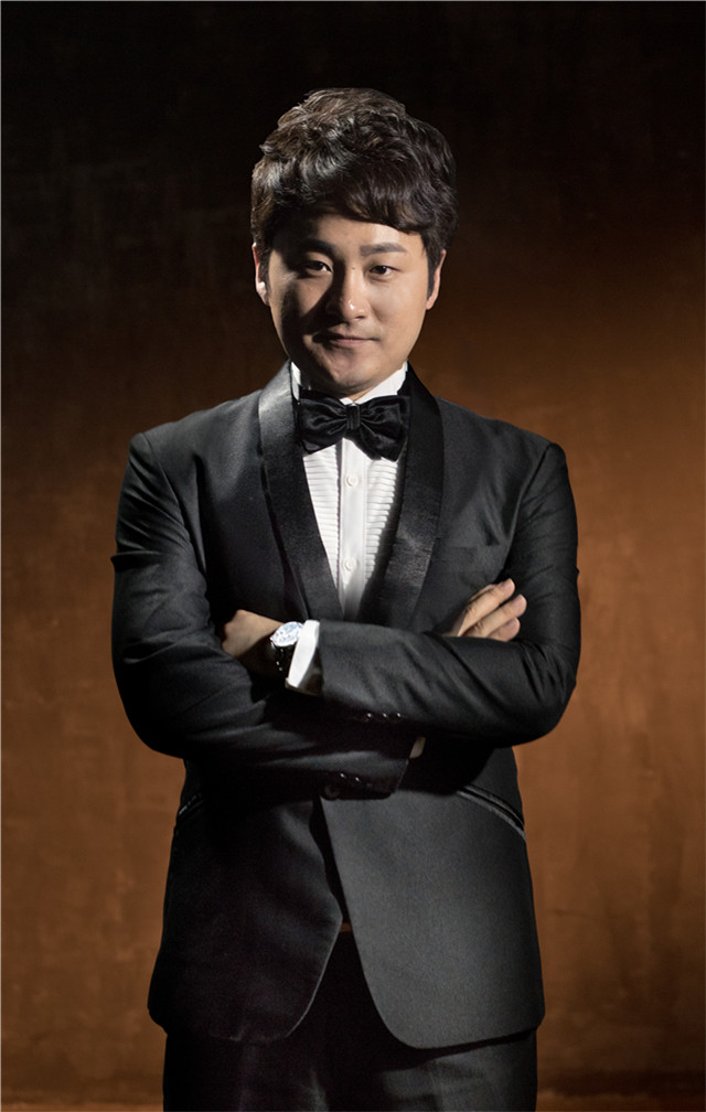 党斐,1987年出生于河南确山 是河南省首位中国象棋大师.