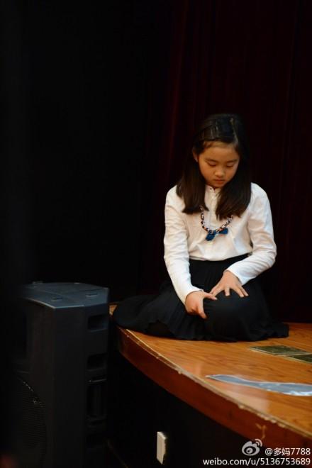 黄多多遗传父母戏瘾足 学校戏剧演班主任